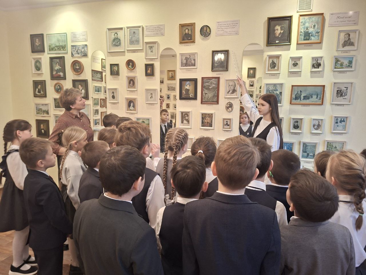 photo 5271469278467132920 y