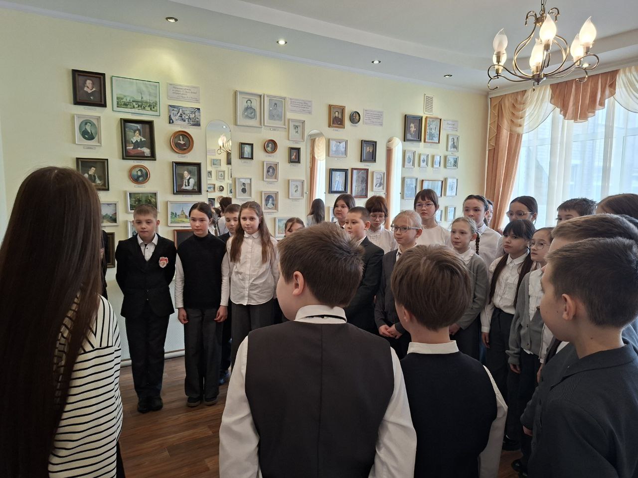 photo 5314704489442907480 y