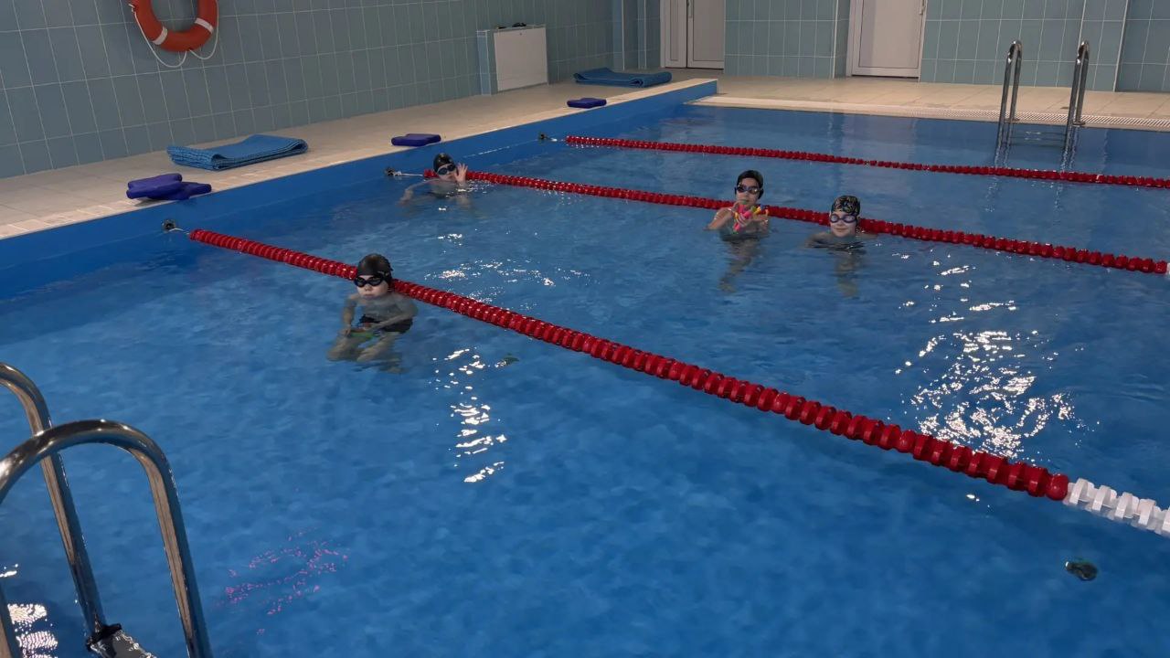 photo 5397778558630956118 y