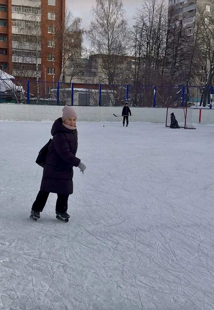 photo 5402463886914554940 y