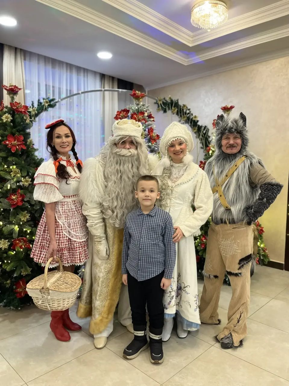 photo 5399863619224276057 y