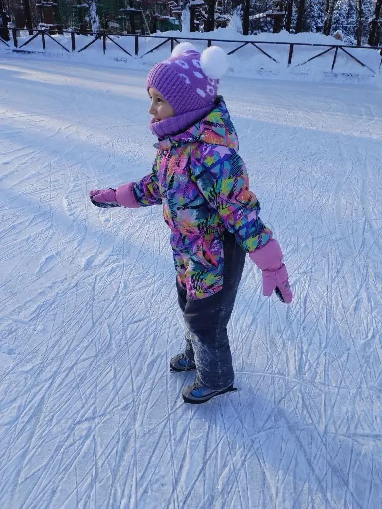 photo 5399863619224276088 y