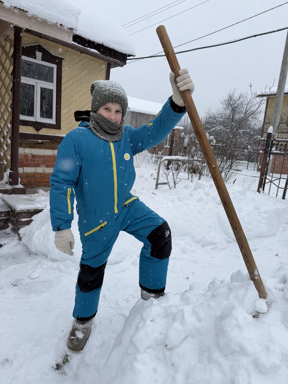 photo 5402508378480774683 y