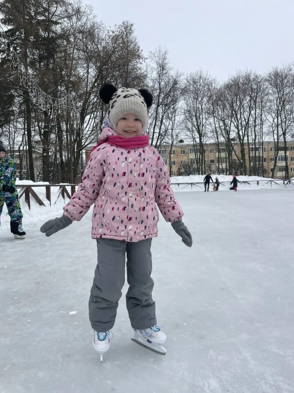 photo 5404716223599153168 y