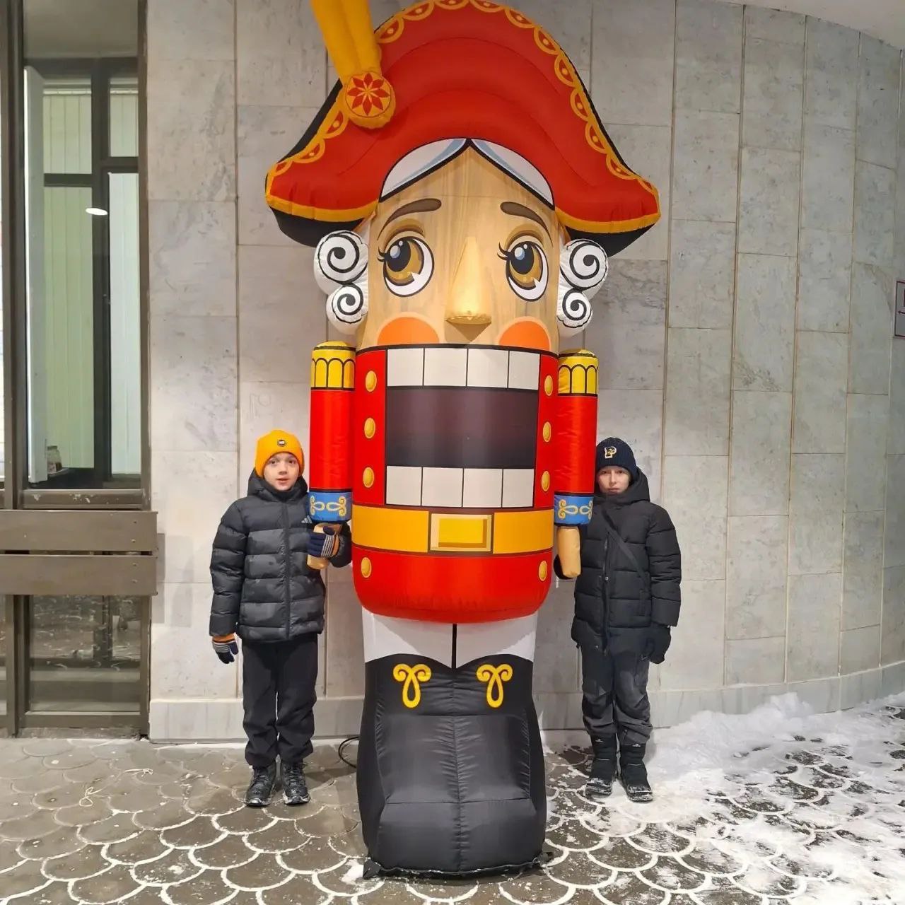 photo 5413638120508429033 y