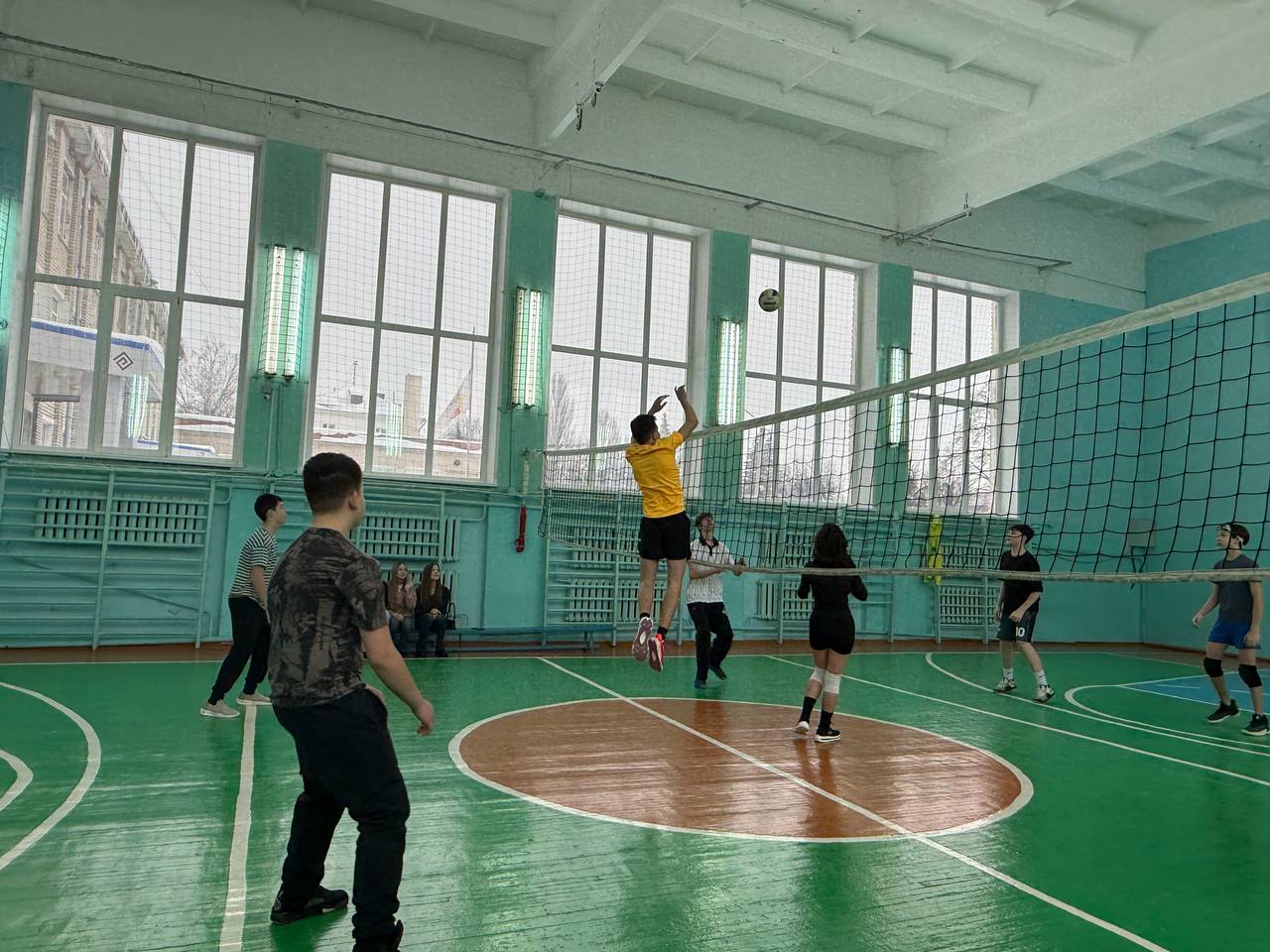 photo 5404397305097556218 y