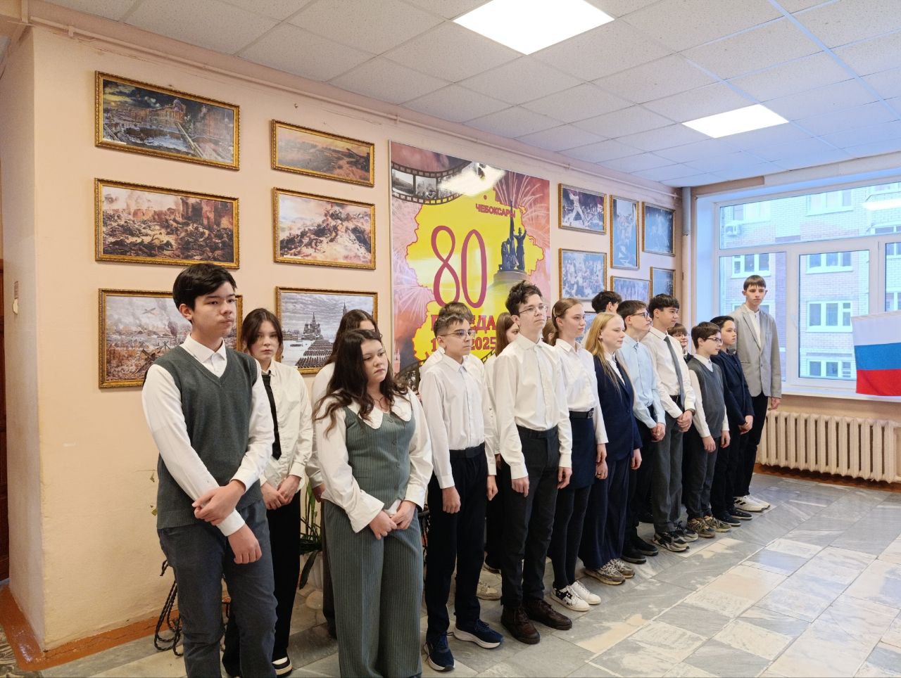 photo 5190433471908744548 y