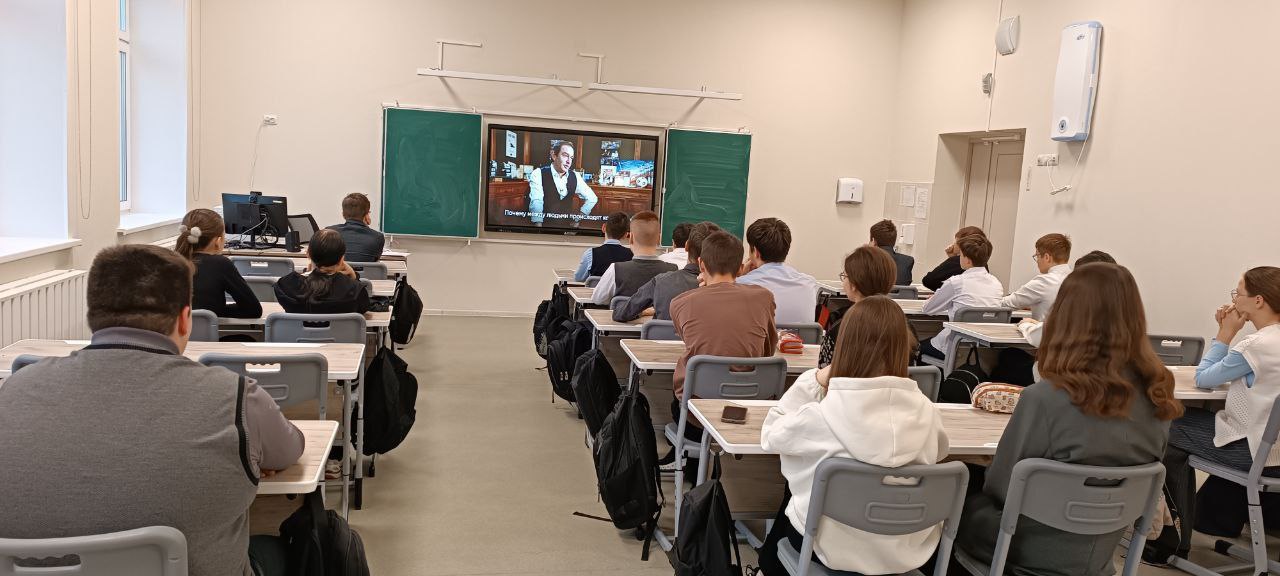 photo 5251411008100699334 y