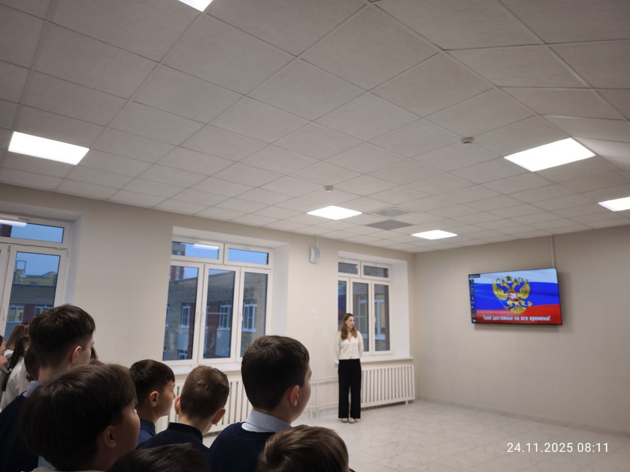 photo 5272007334790106279 y