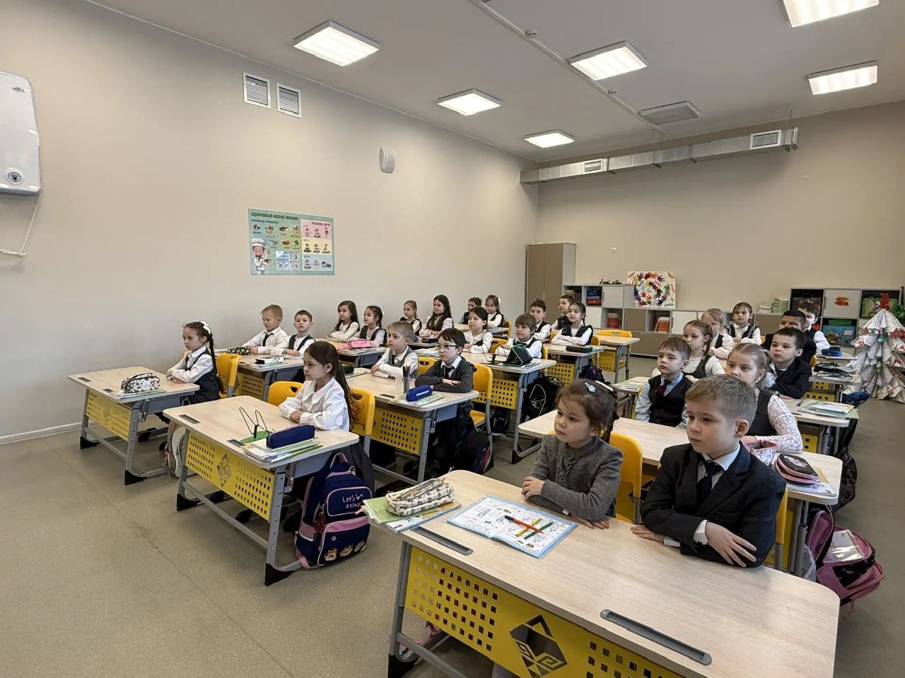 photo 5188612186731909549 y