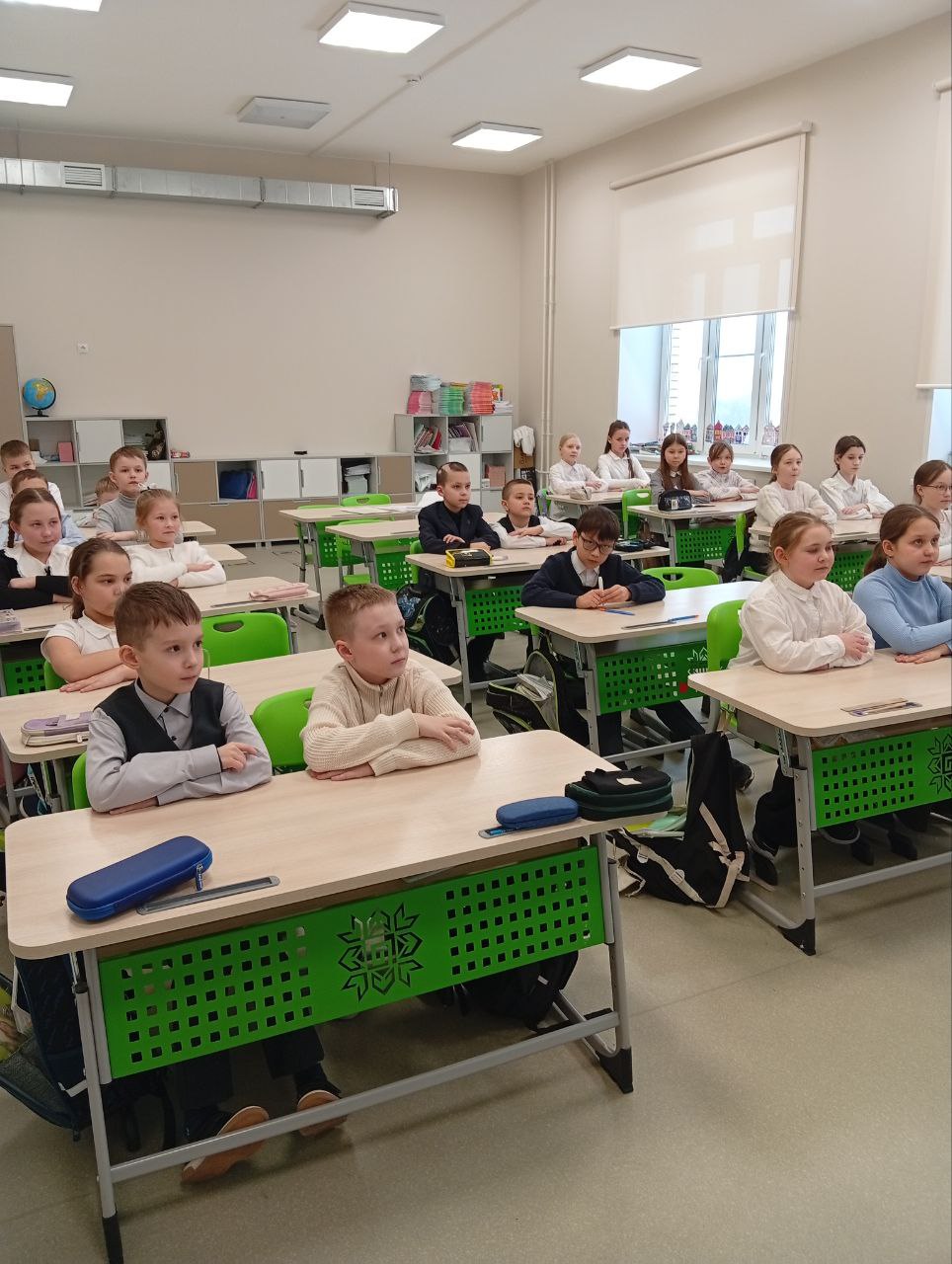 photo 5262531348444942787 y