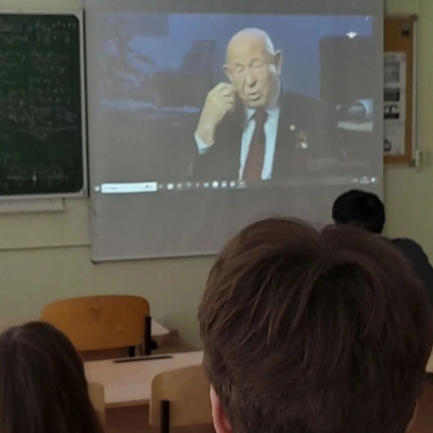 1262b693 934f 4e56 9913 0fc877a1be3a