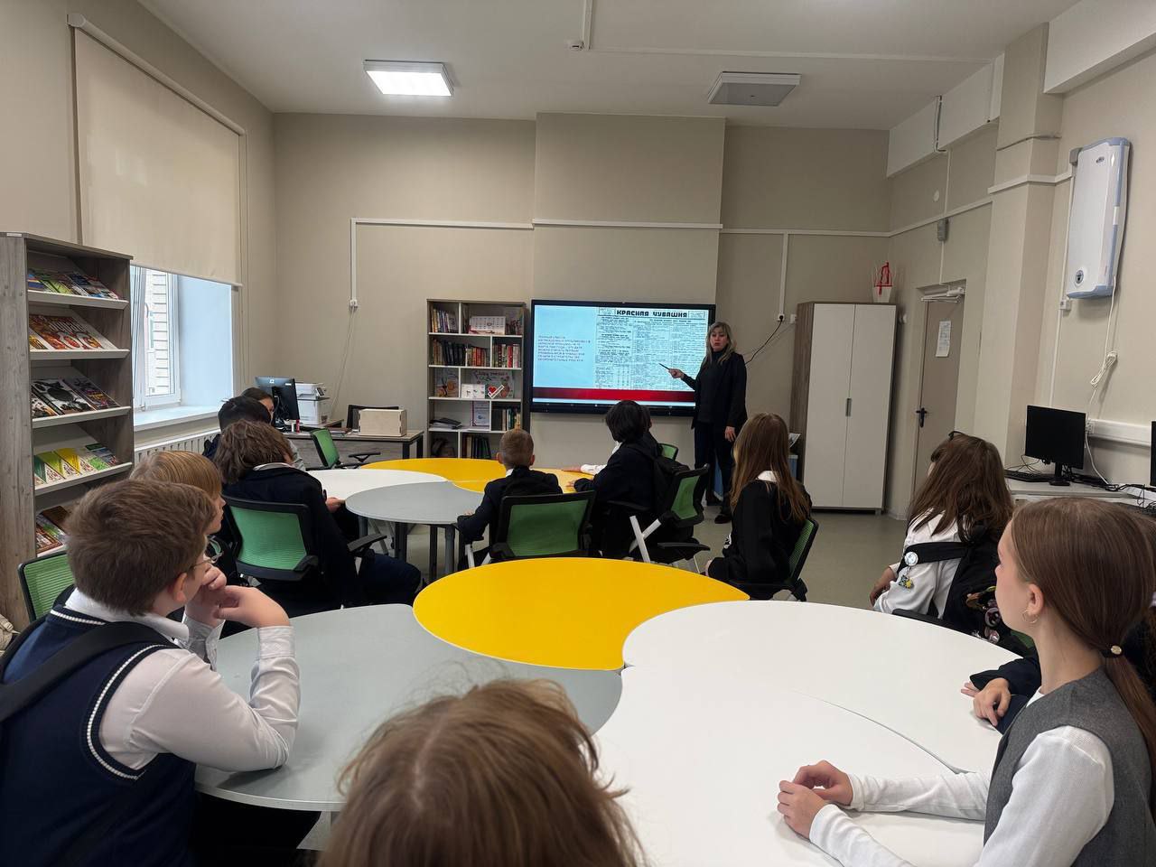 photo 5460907864844533773 y