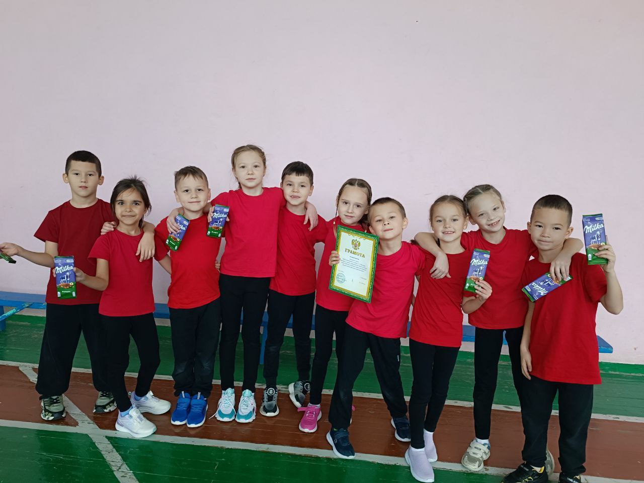 photo 5202188243343377352 y