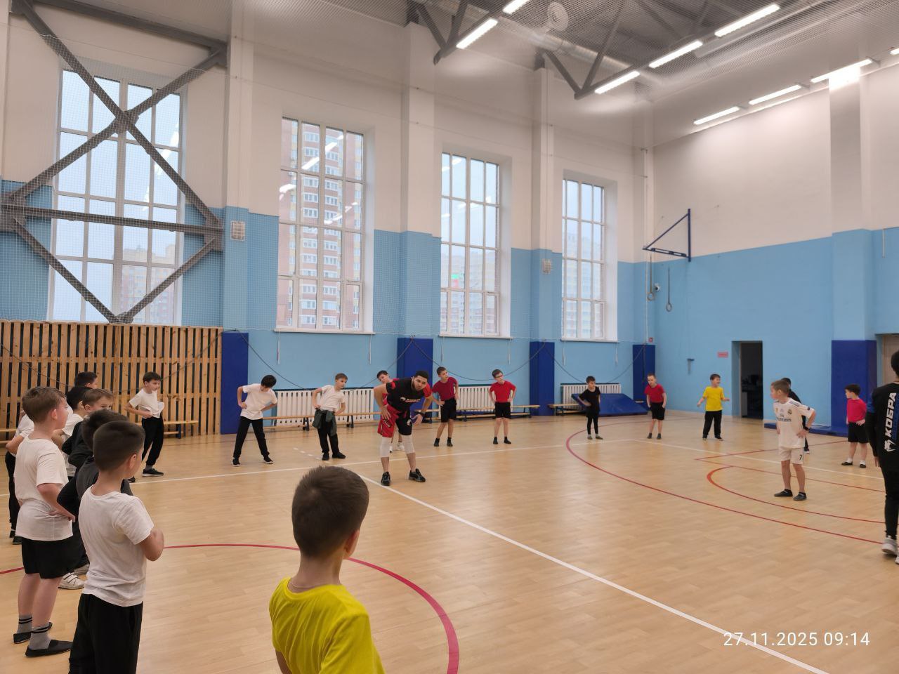 photo 5283087542959935299 y