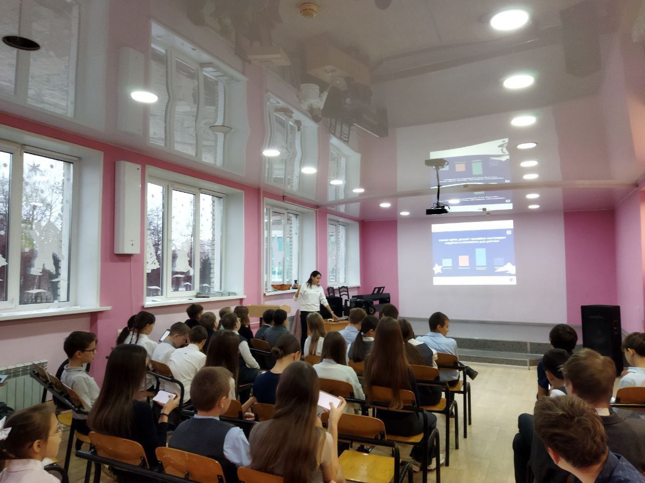 photo 5307574933925858052 y